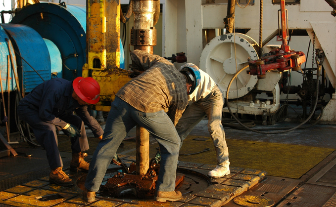 Green jobs: Offshore energy industries lay out plan for 'energy skills passports'