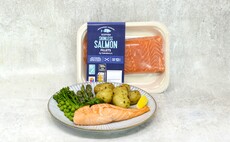 'UK first': Sainsbury's to dish up fish and chicken in recyclable card trays